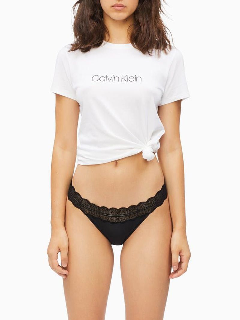 BIKINI-CON-RIBETE-DE-ENCAJE-