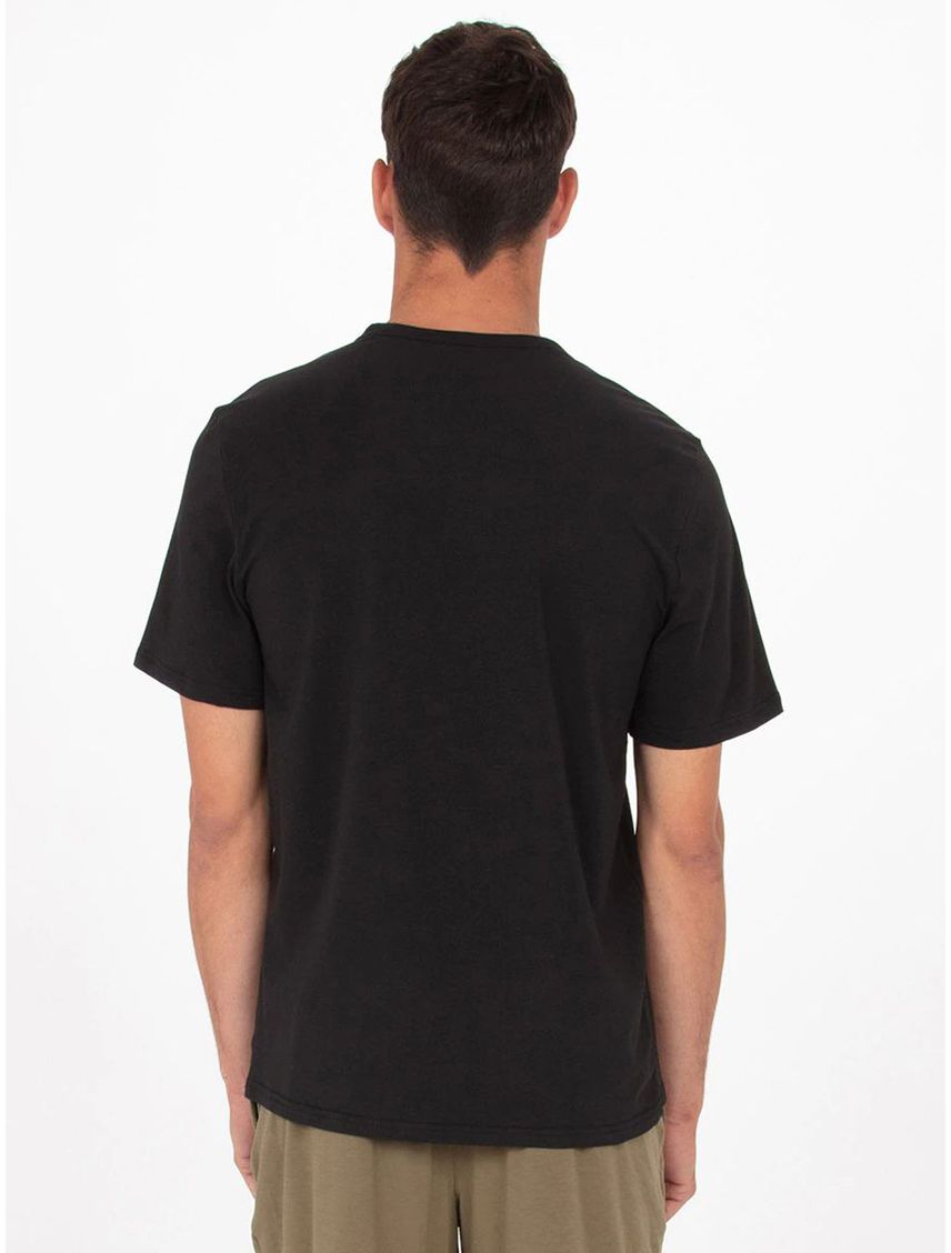 REMERA CON LOGO ESTAMPADO REGULAR FIT