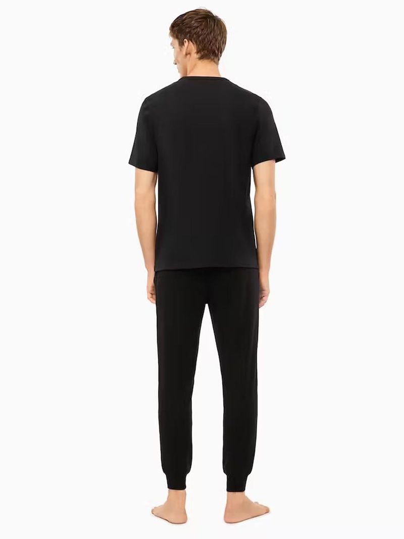 REMERA-DE-ESTAR-POR-CASA-