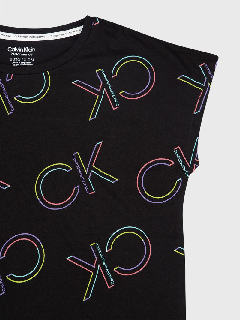 Remera-con-estampado-de-CK-arcoiris-para-niña-