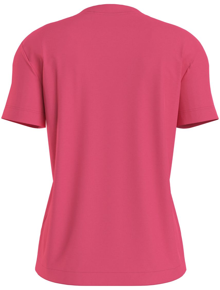 Remera con cuello redondo y logo