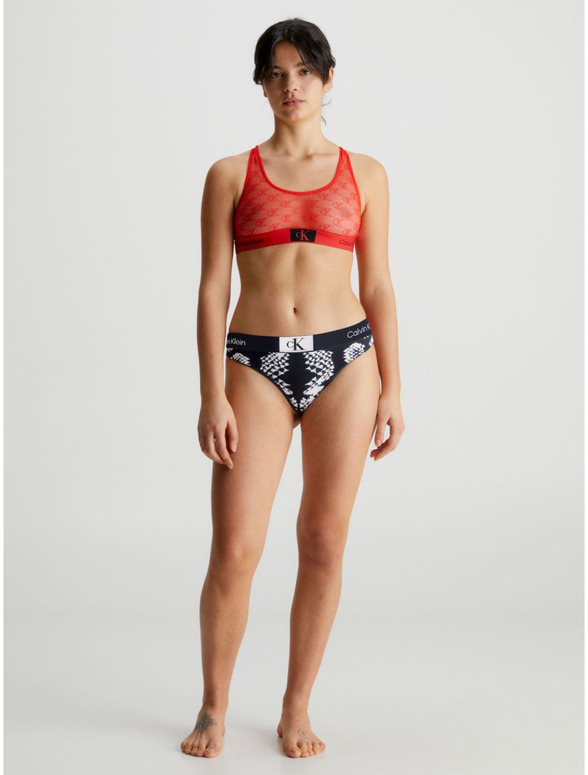 Colaless modern 1996