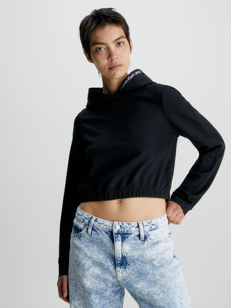 Buzo-cropped-de-punto-milano-con-capucha