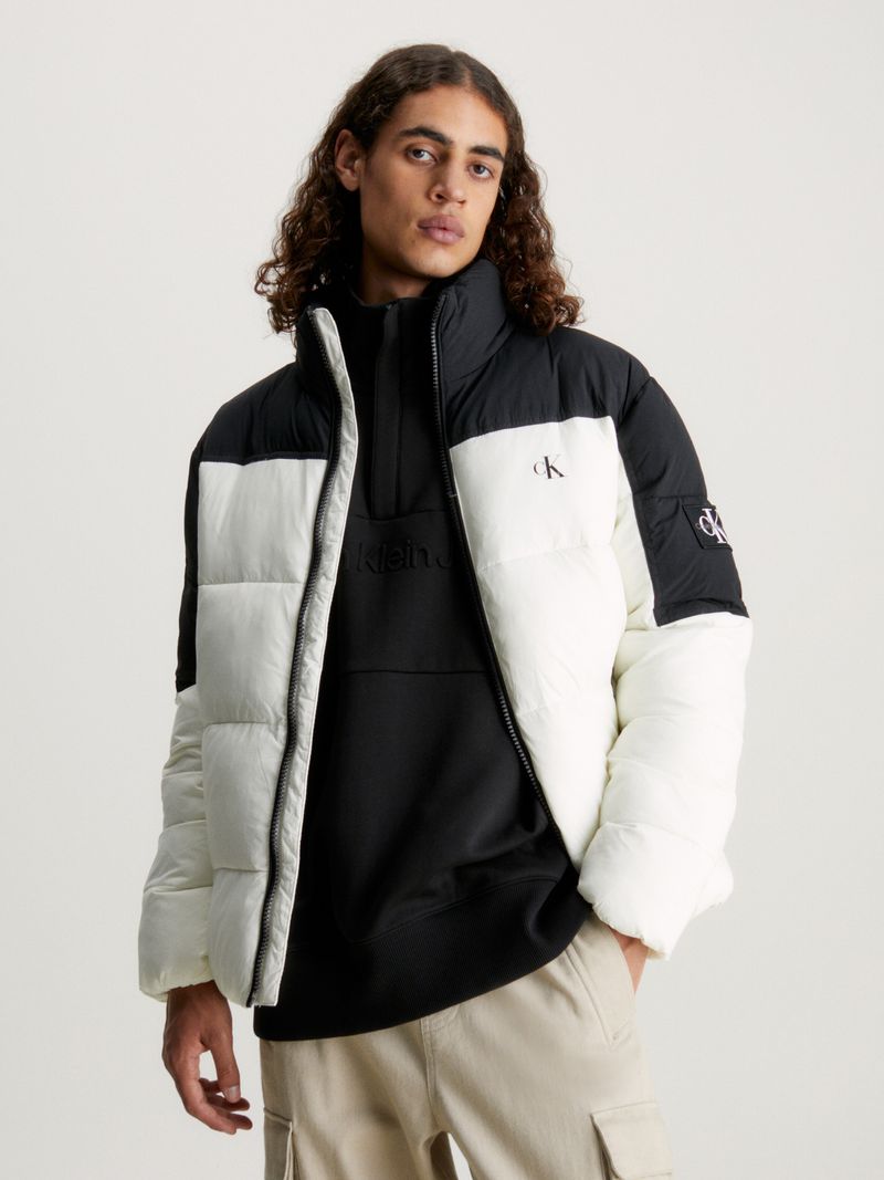Campera-de-plumas-color-block