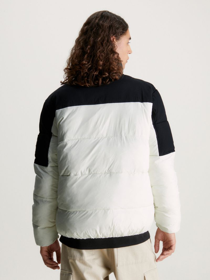 Campera-de-plumas-color-block