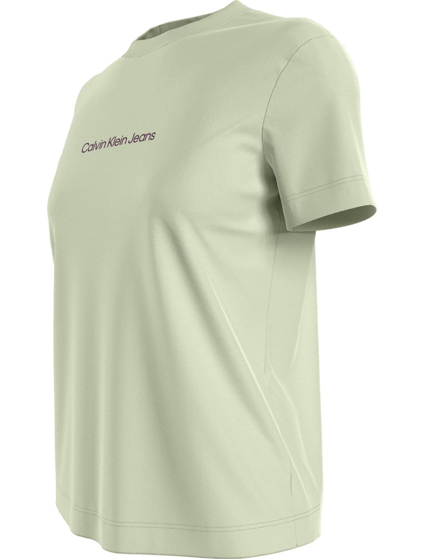 Remera con cuello redondo y logo