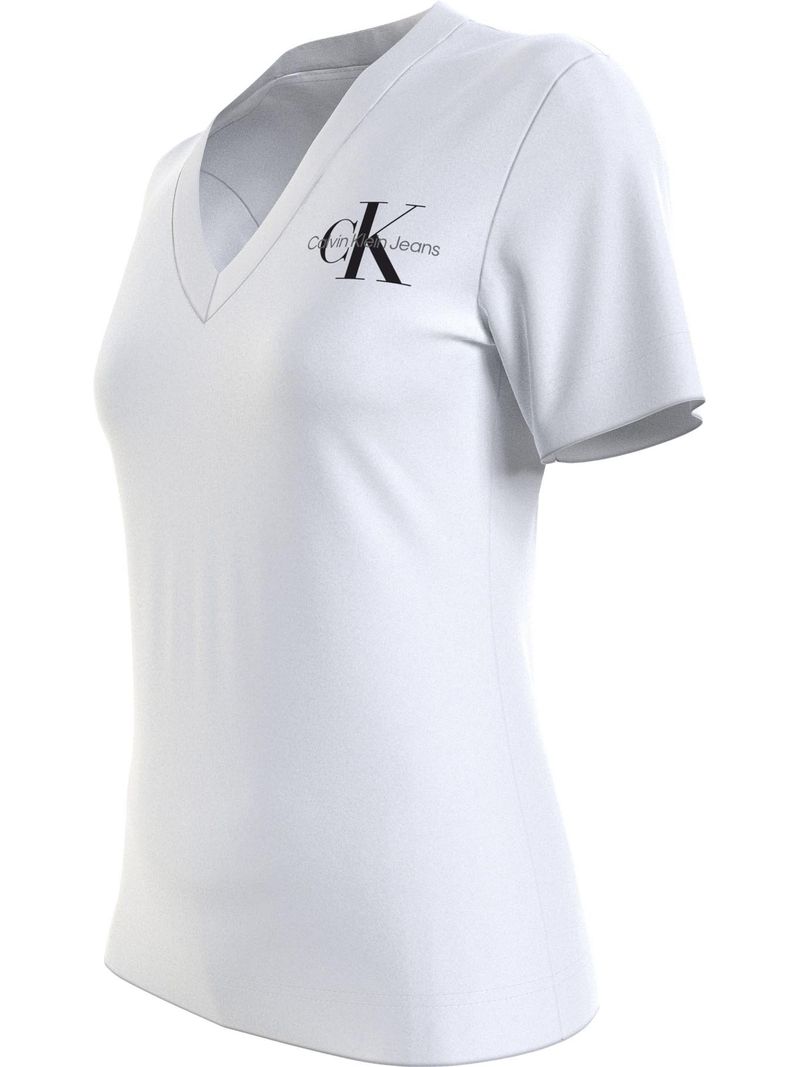 Remera-con-cuello-V