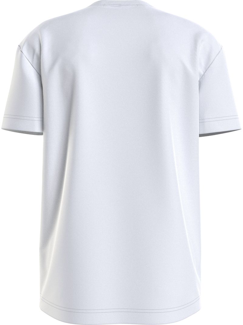 Remera-con-logo