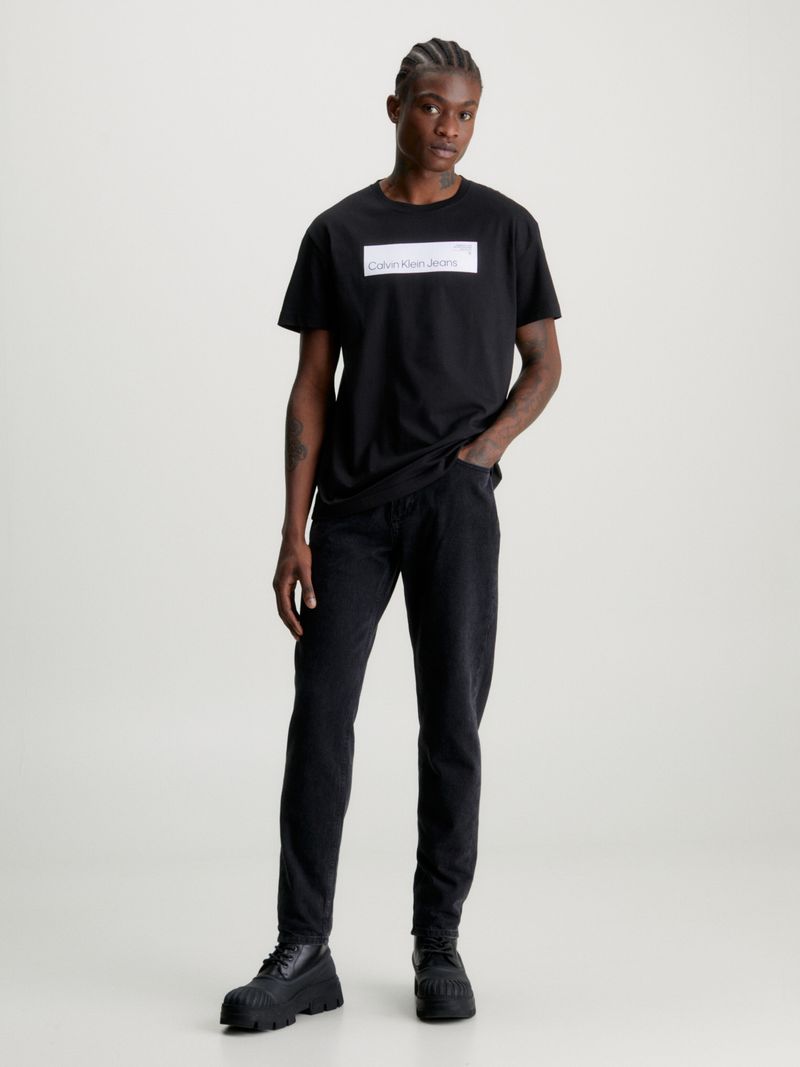 Remera-hyper-real-de-algodon