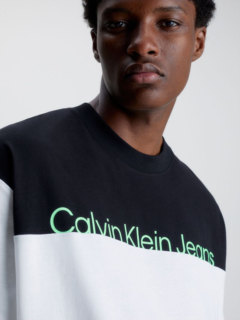 Remera-oversize-color-block-