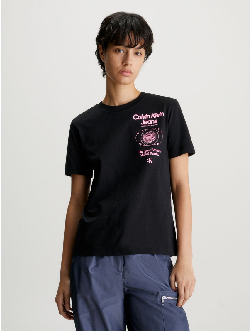Remera relaxed con estampado en la espalda
