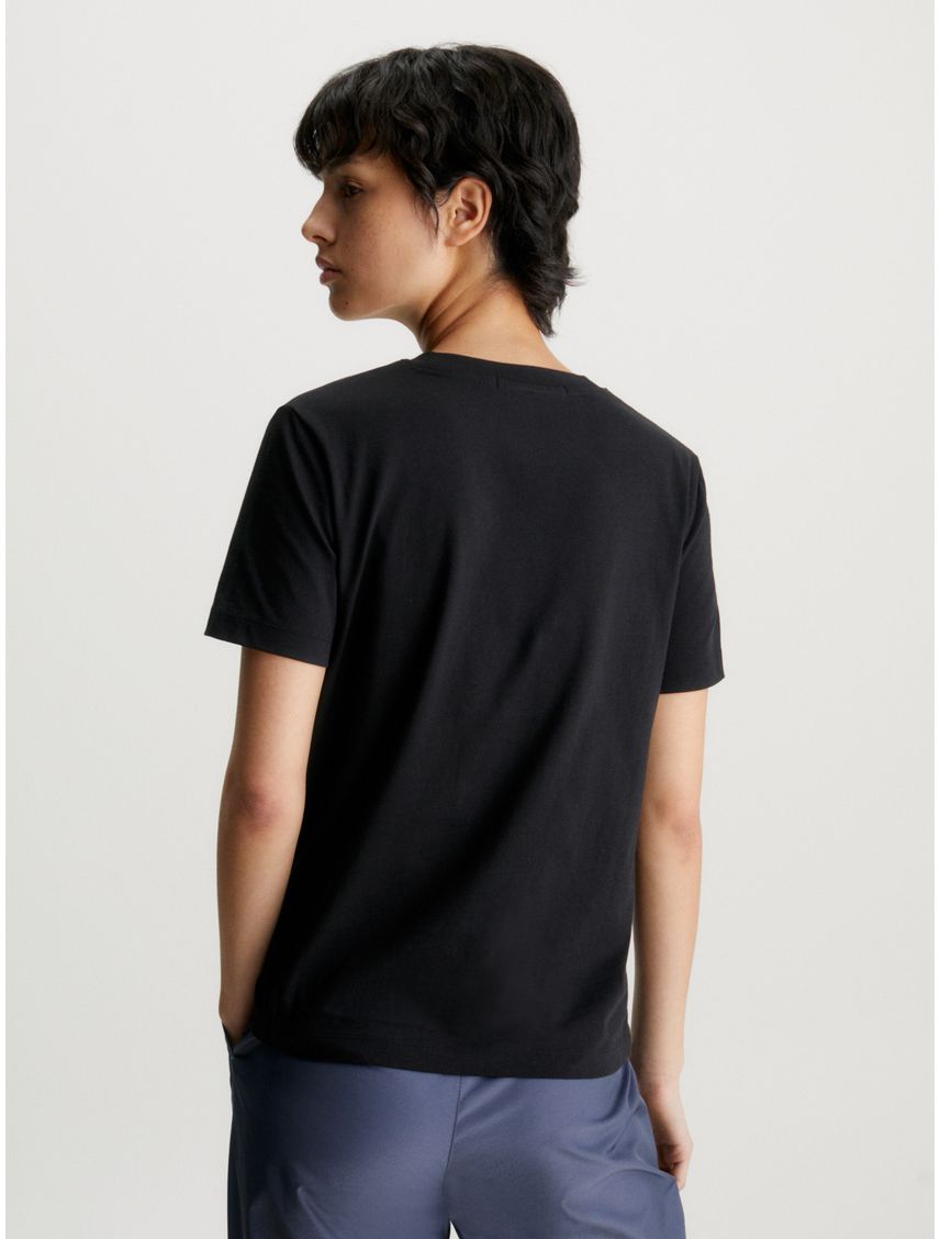 Remera relaxed con estampado en el frente
