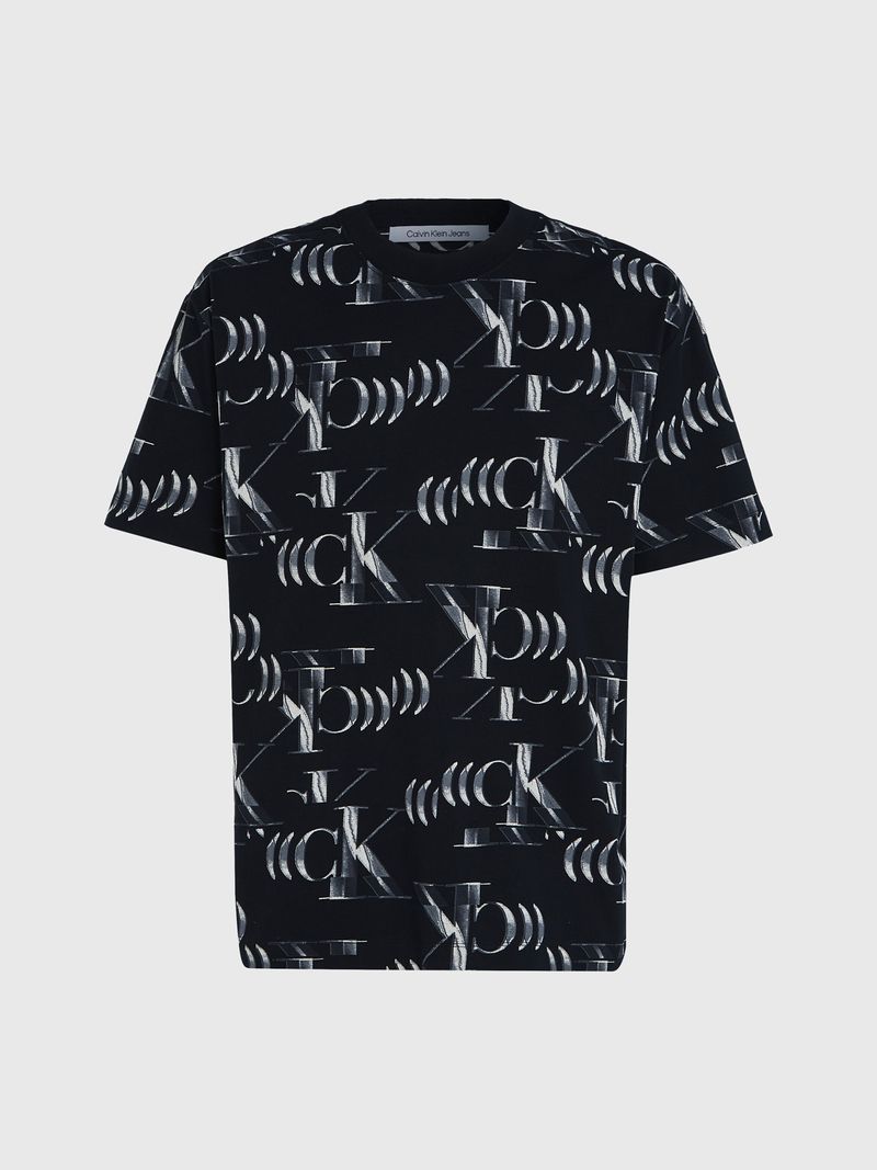 Remera-relaxed-con-logo-all-over