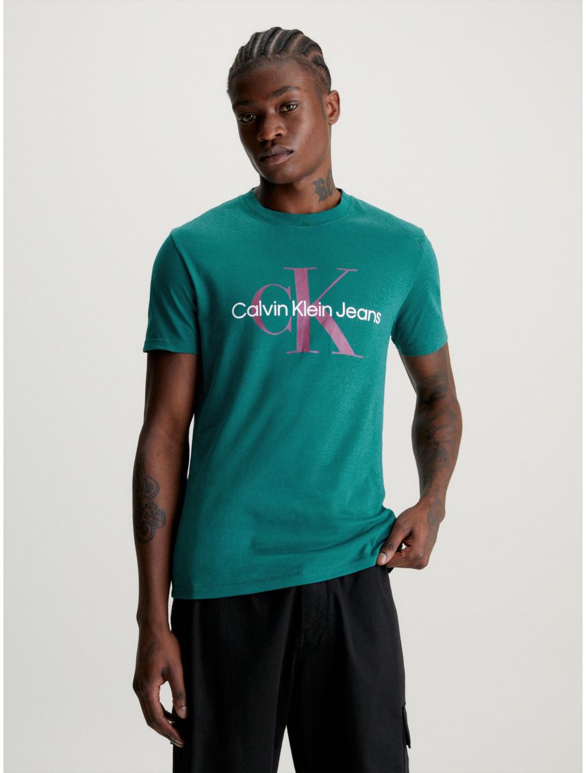 Remera slim con monograma
