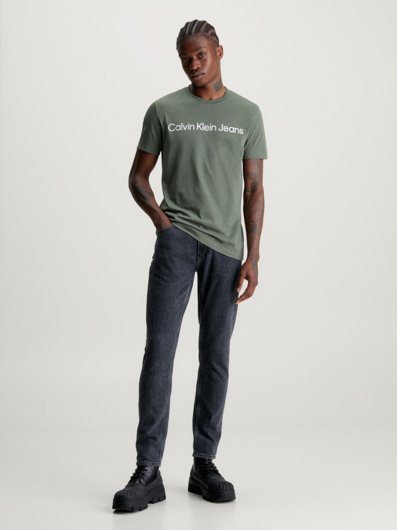 Remera-slim-institutional