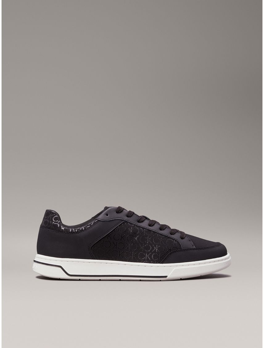 Zapatillas con logo