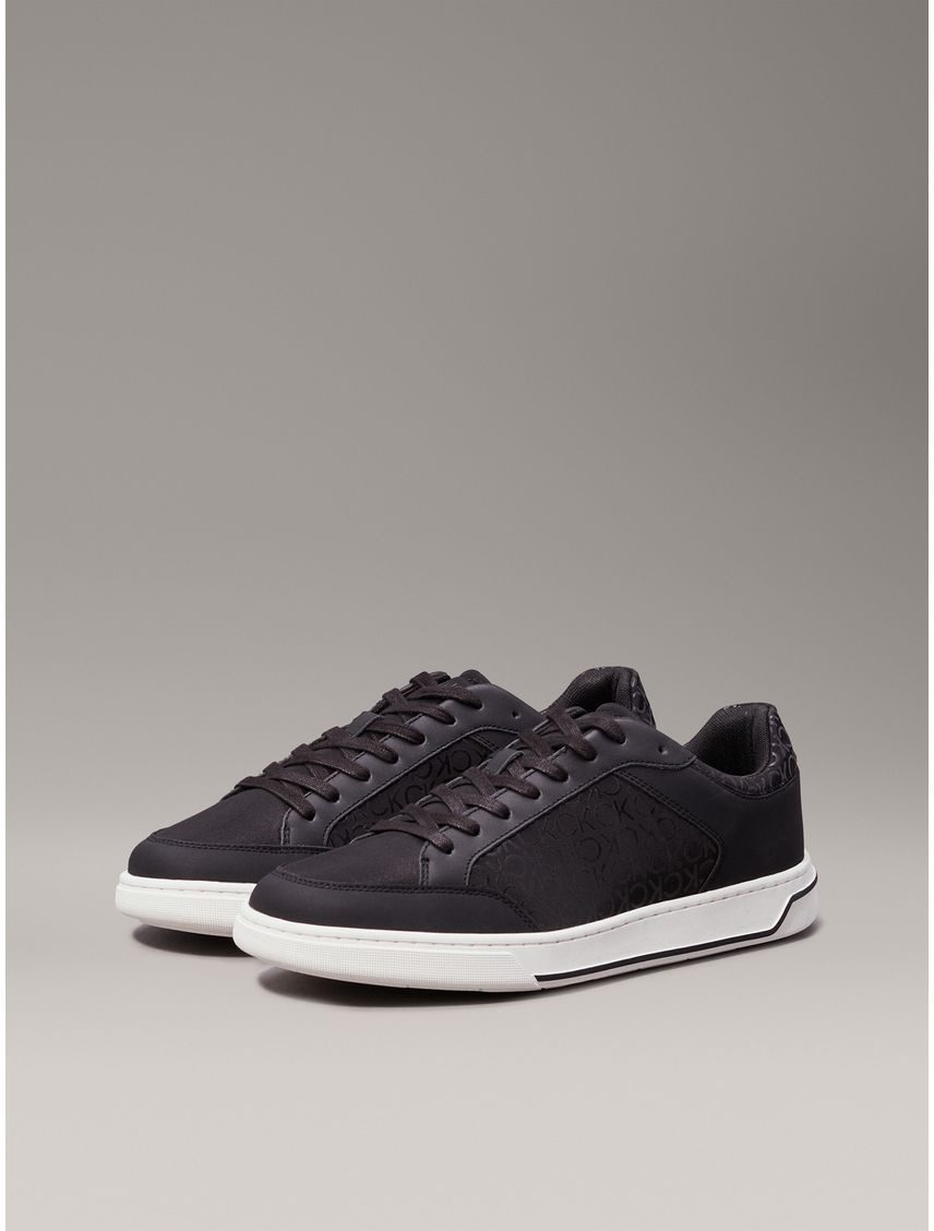Zapatillas con logo