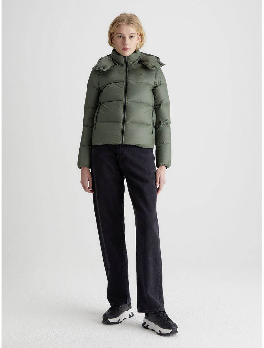 Campera de plumas corta