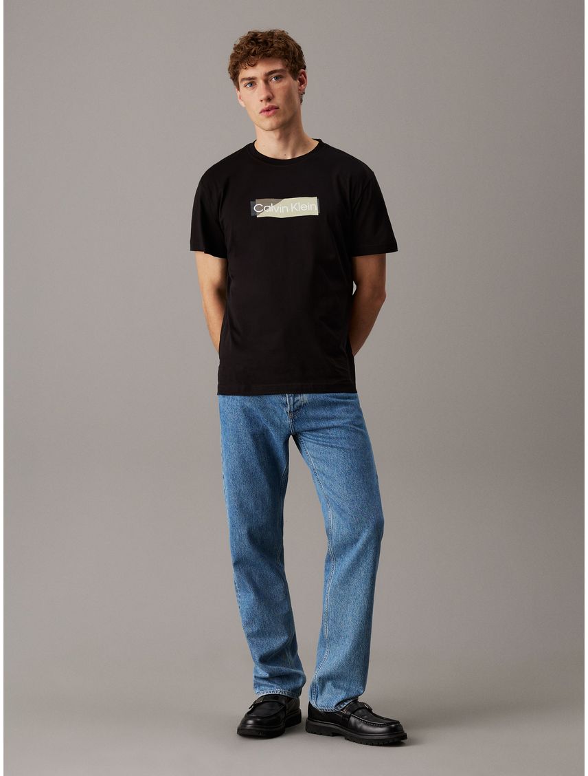 Remera con logo en gel Comfort Fit