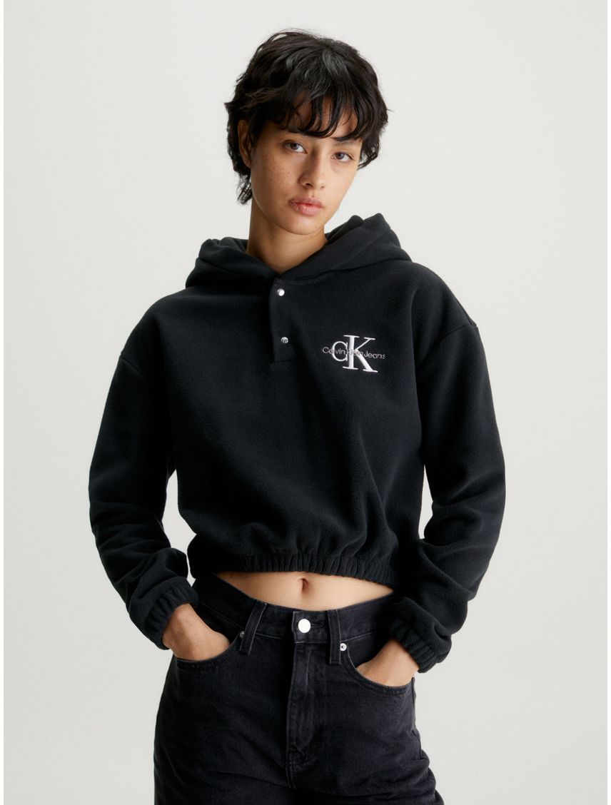 Buzo cropped con capucha