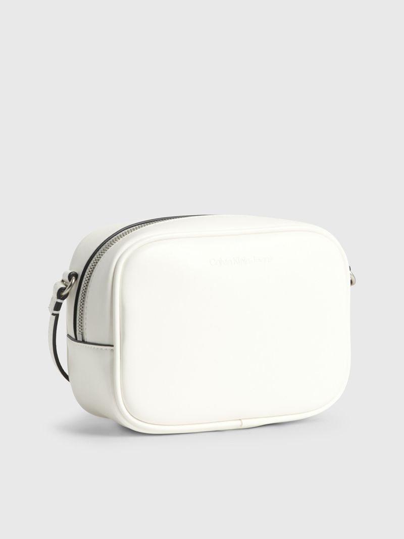 Cartera-sculpted-camera
