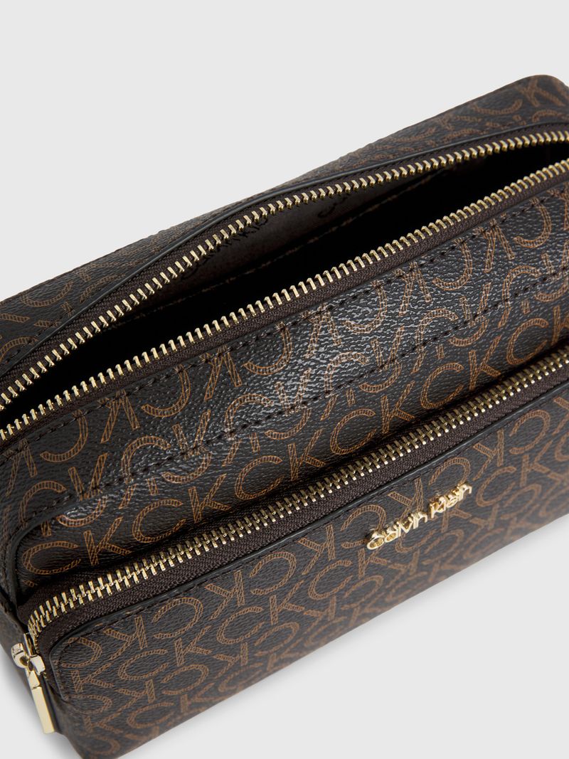 Cartera-con-monograma