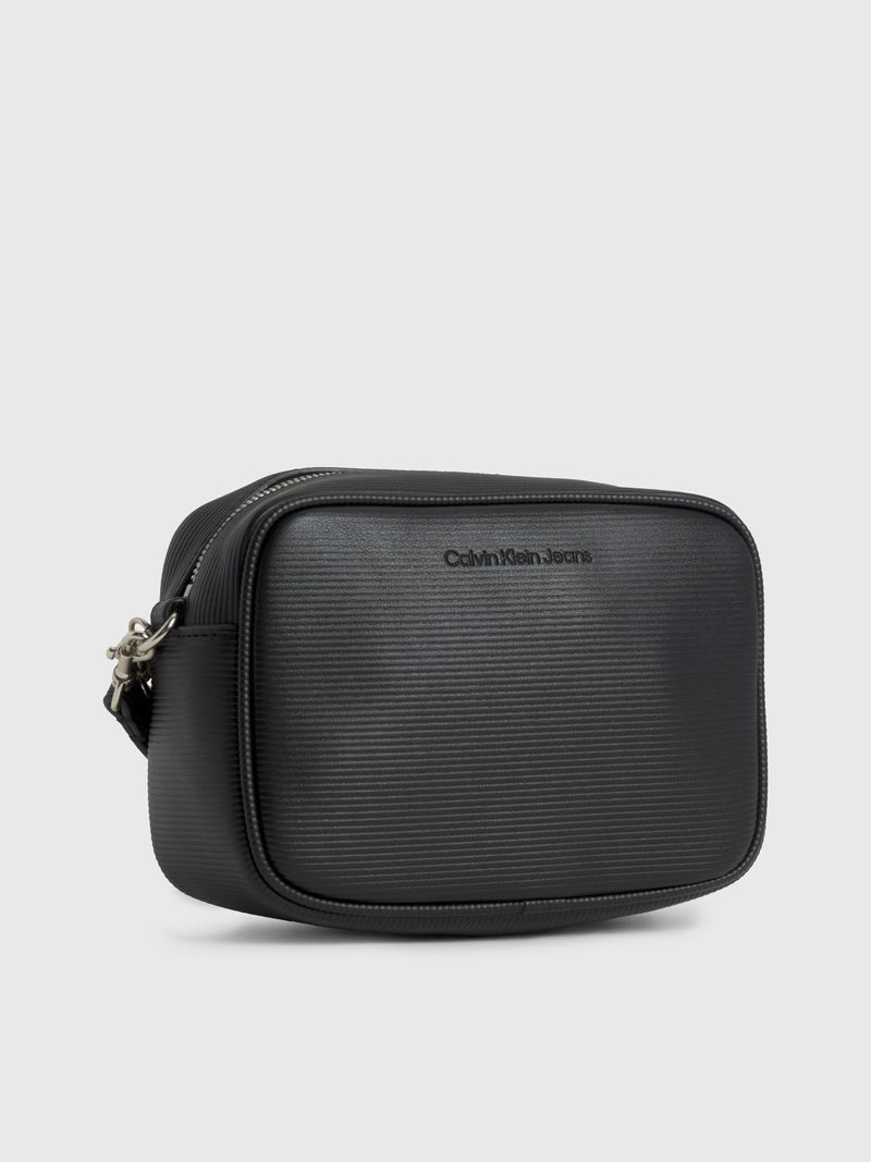 Cartera-sculpted-camera