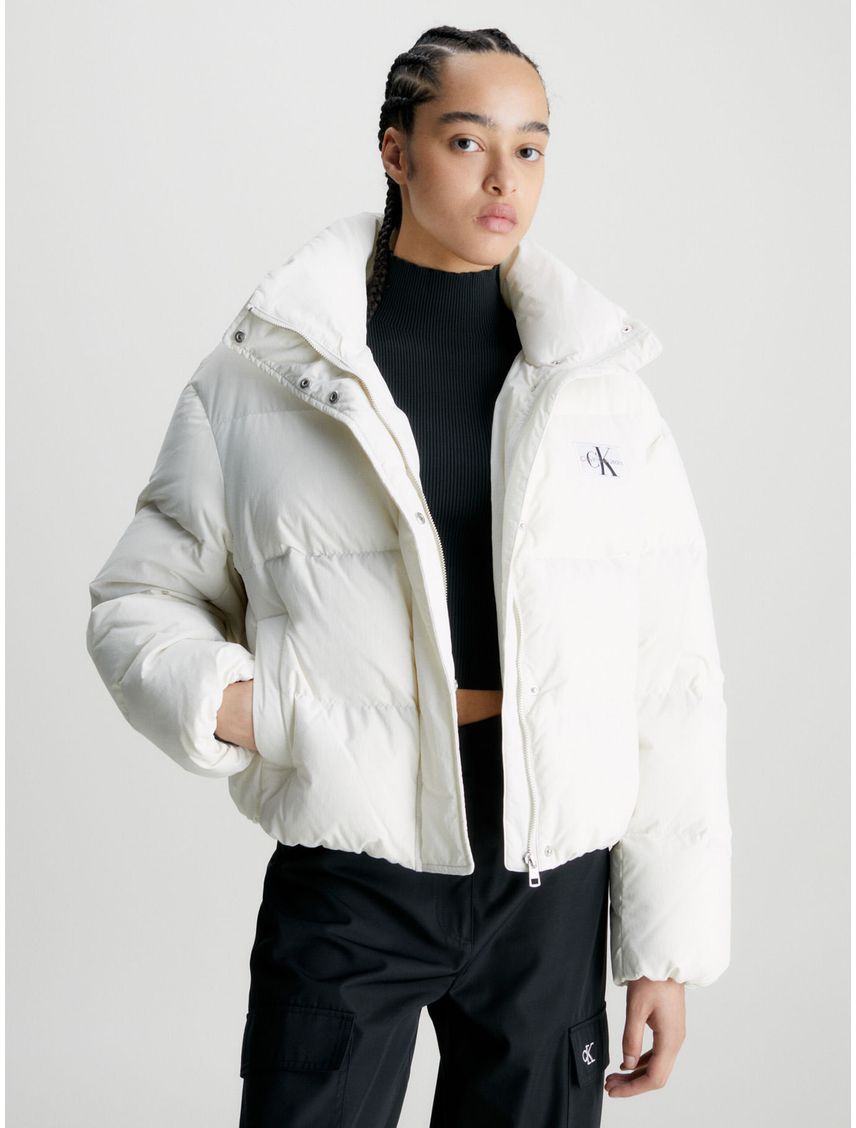 Campera de plumas corta