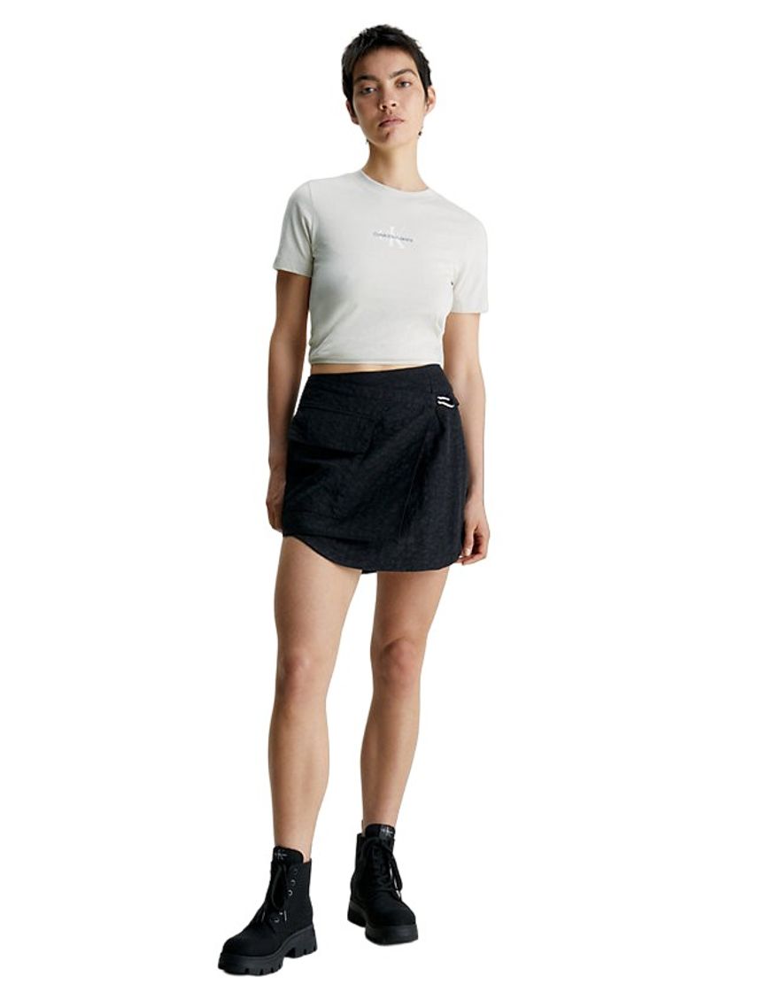Remera slim con monograma