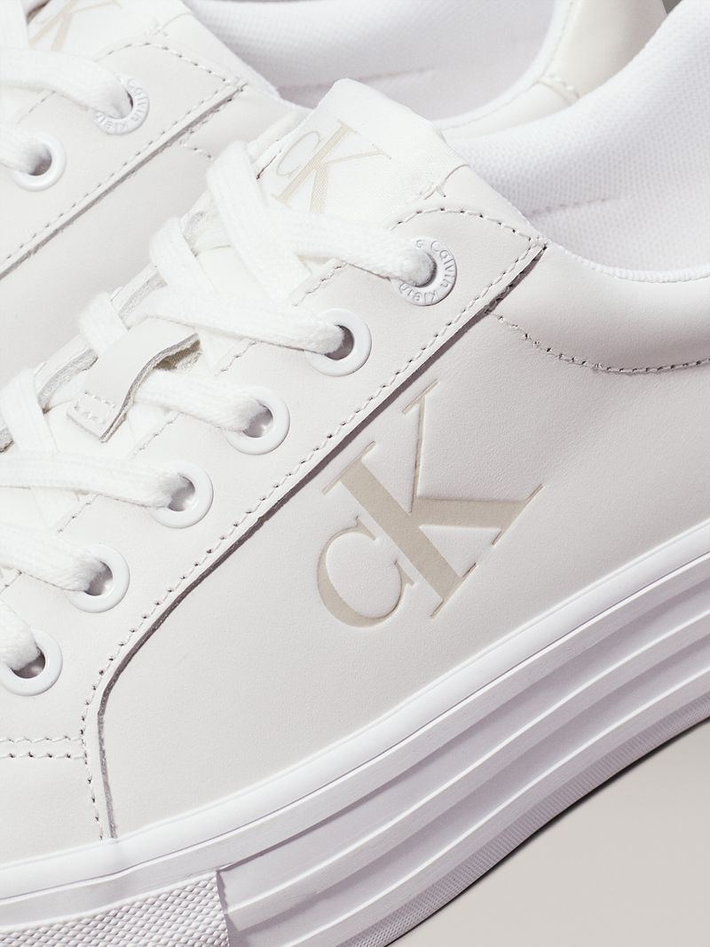 Zapatillas-de-plataforma-de-cuero