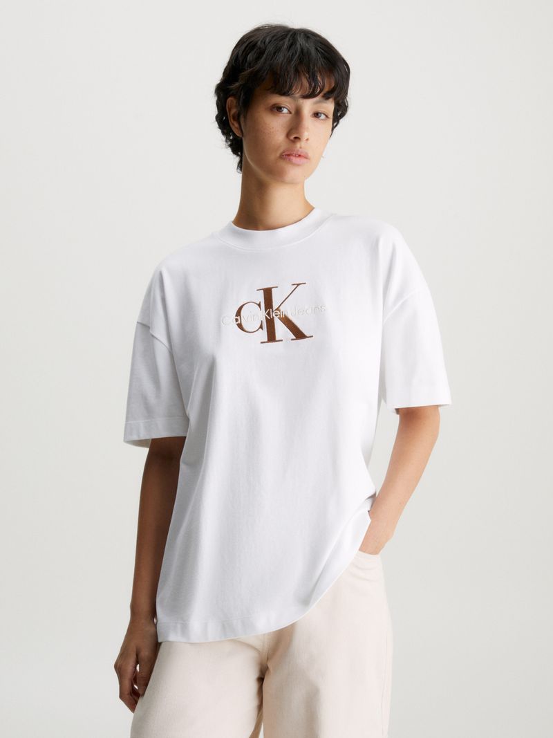 Remera-de-algodon-con-monograma