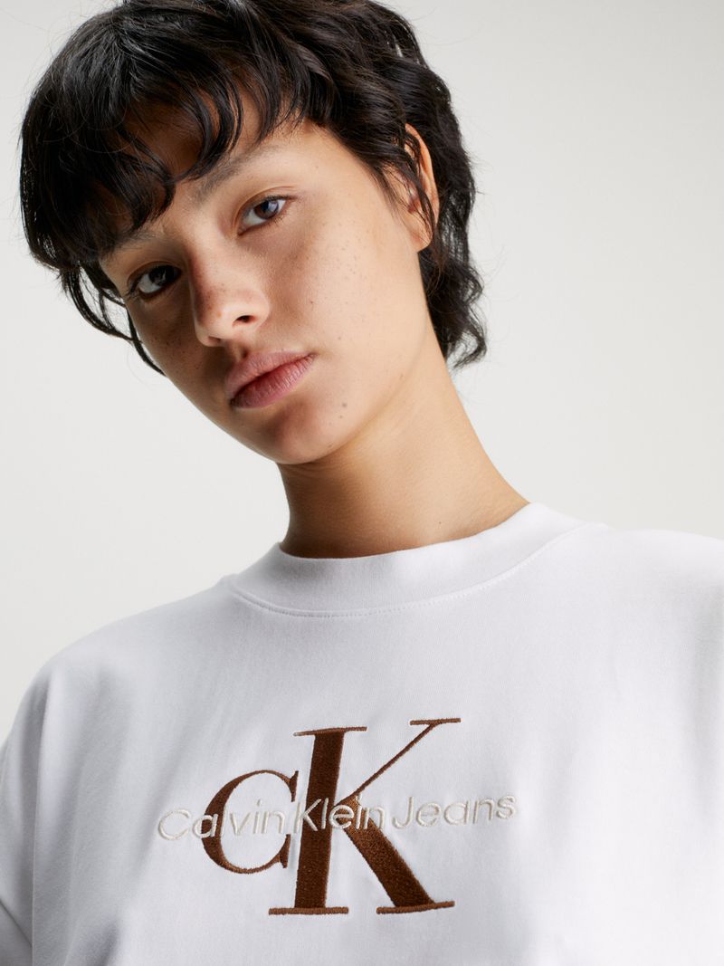 Remera-de-algodon-con-monograma