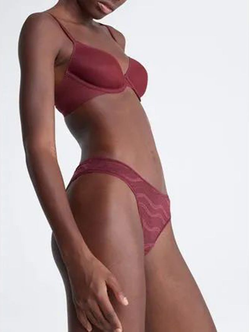 Bombacha-clasica-de-encaje---all-over-lace-