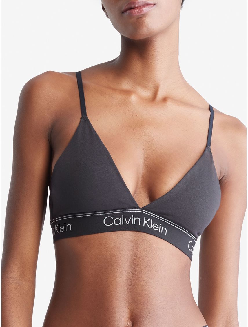Brasier triangular con logo