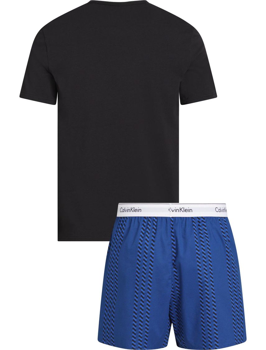 Conjunto de pijama con short