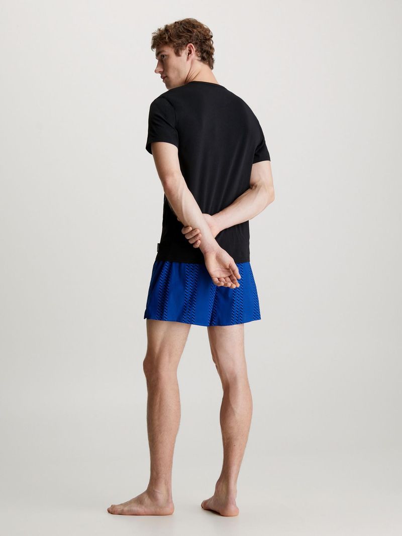 Conjunto-de-pijama-con-short