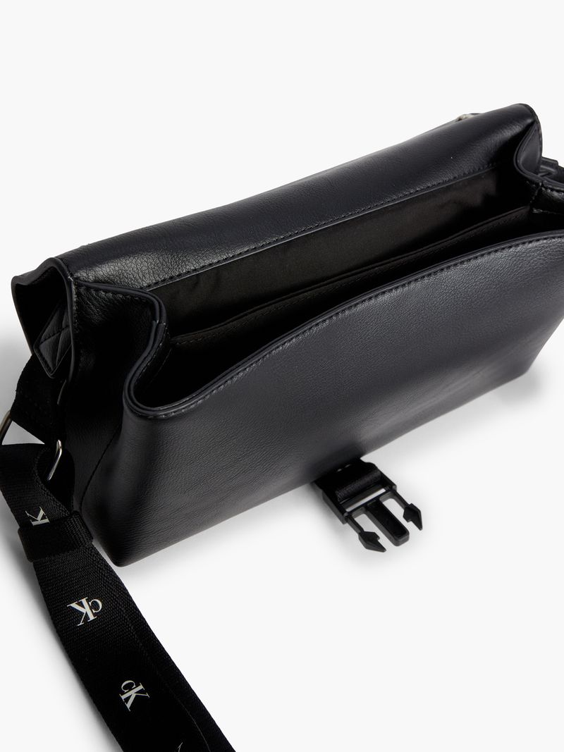 Cartera-de-hombro-reciclado