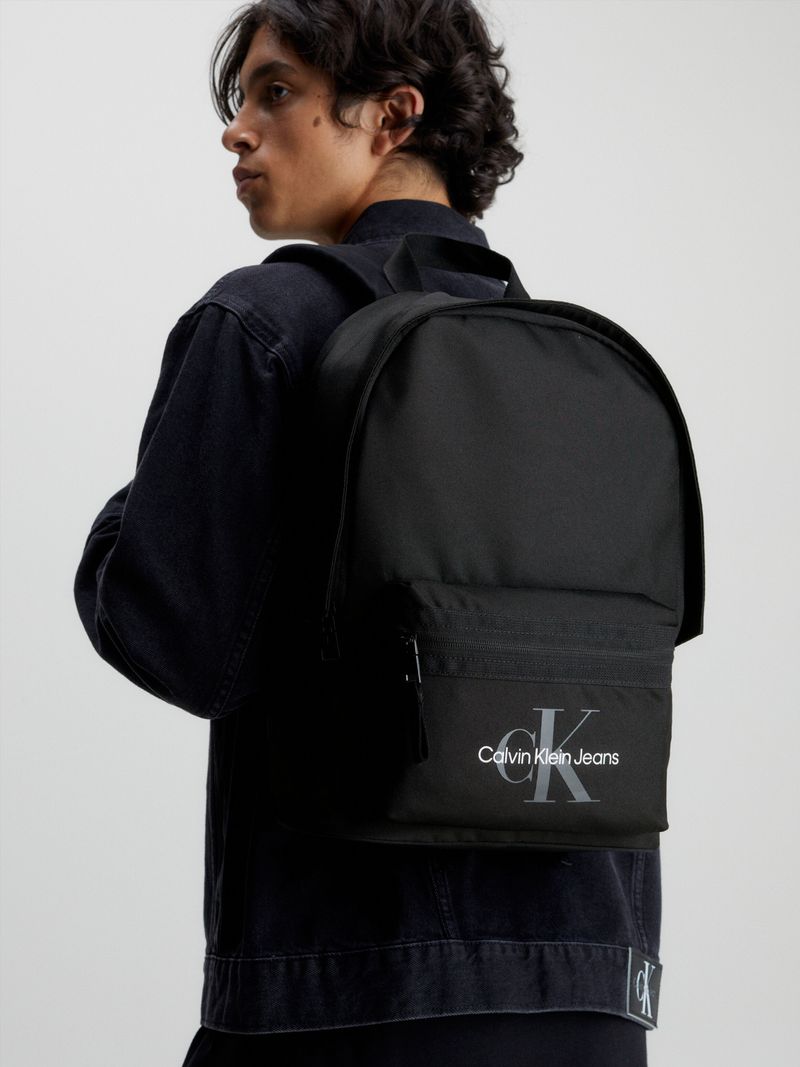 Mochila-sport-essentials-campus