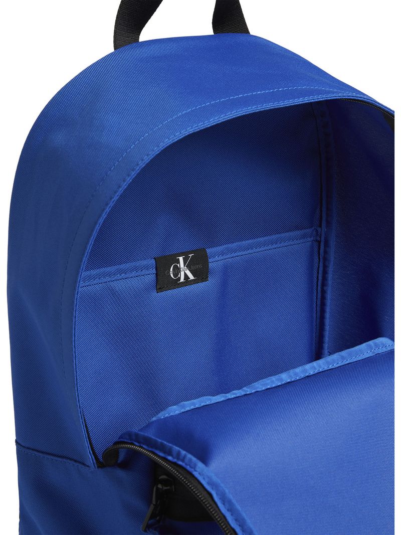 Mochila-sport-essentials-campus