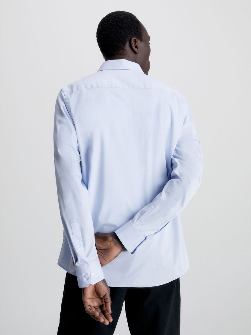 Camisa-slim-de-popelin-elastico