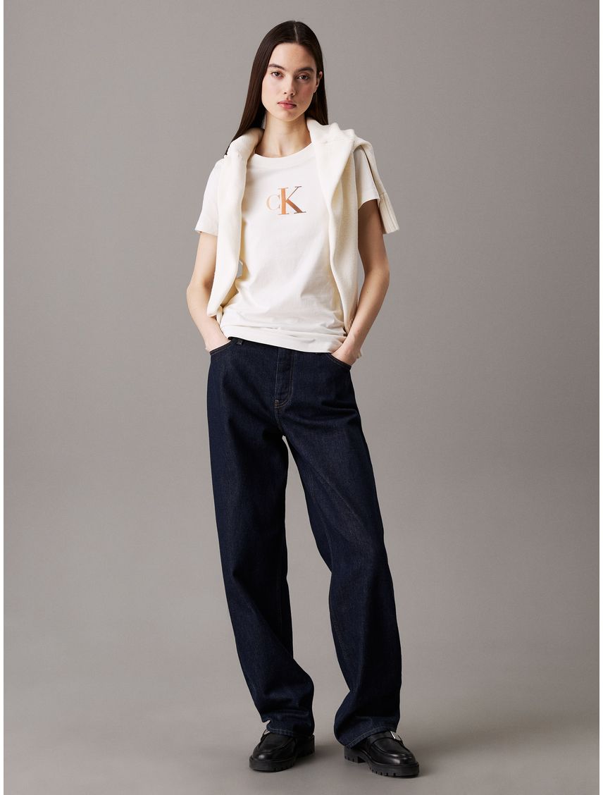 Remera slim con monograma