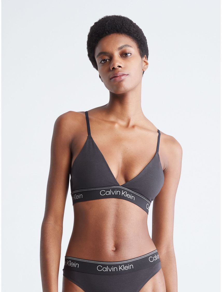 Brasier triangular con logo