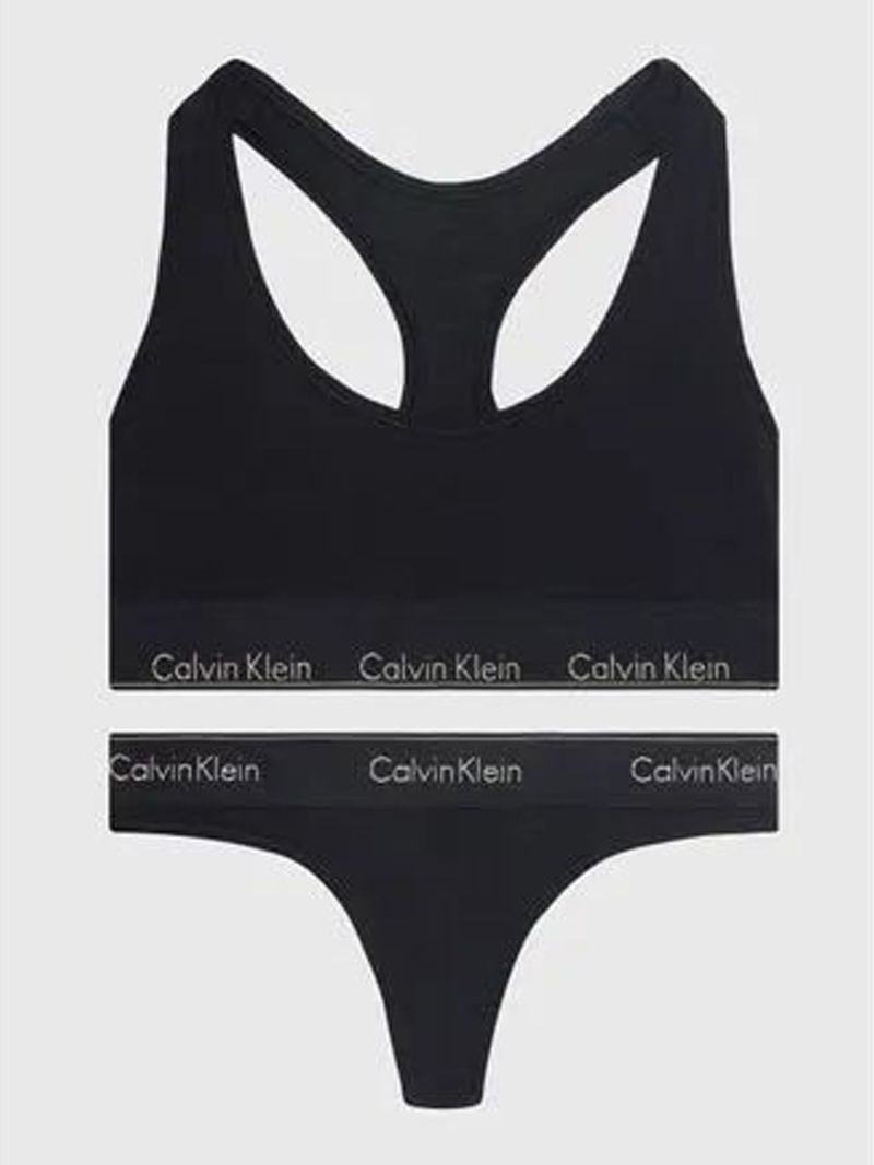 Conjunto-de-corpiño-y-colaless-
