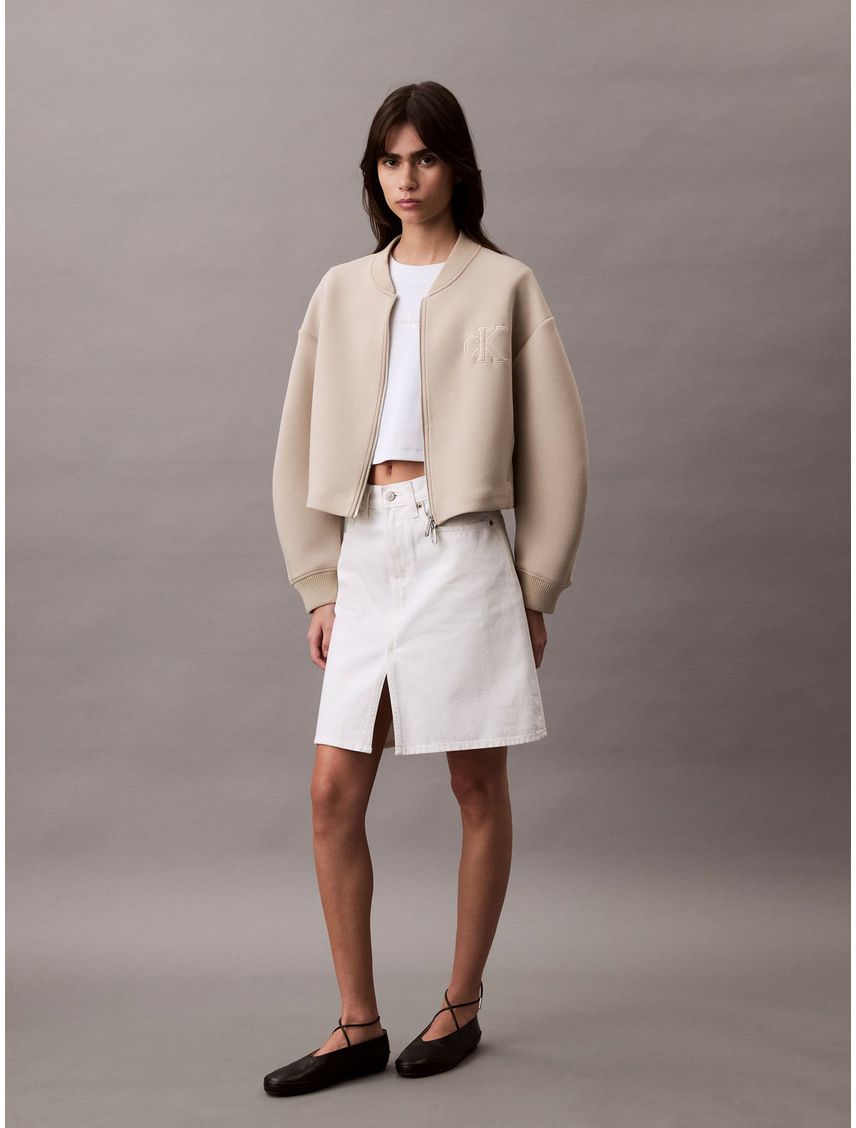 Campera bomber corta oversized