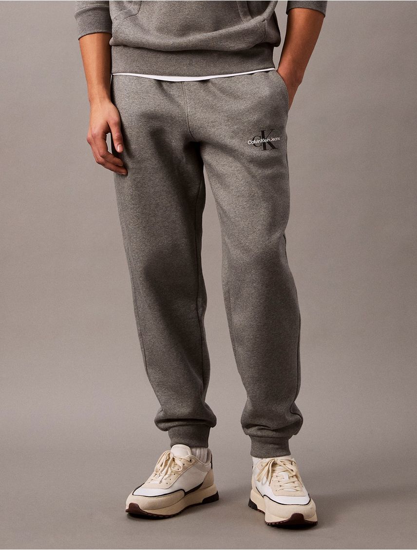 Jogger frizado con puño y logo Calvin Klein