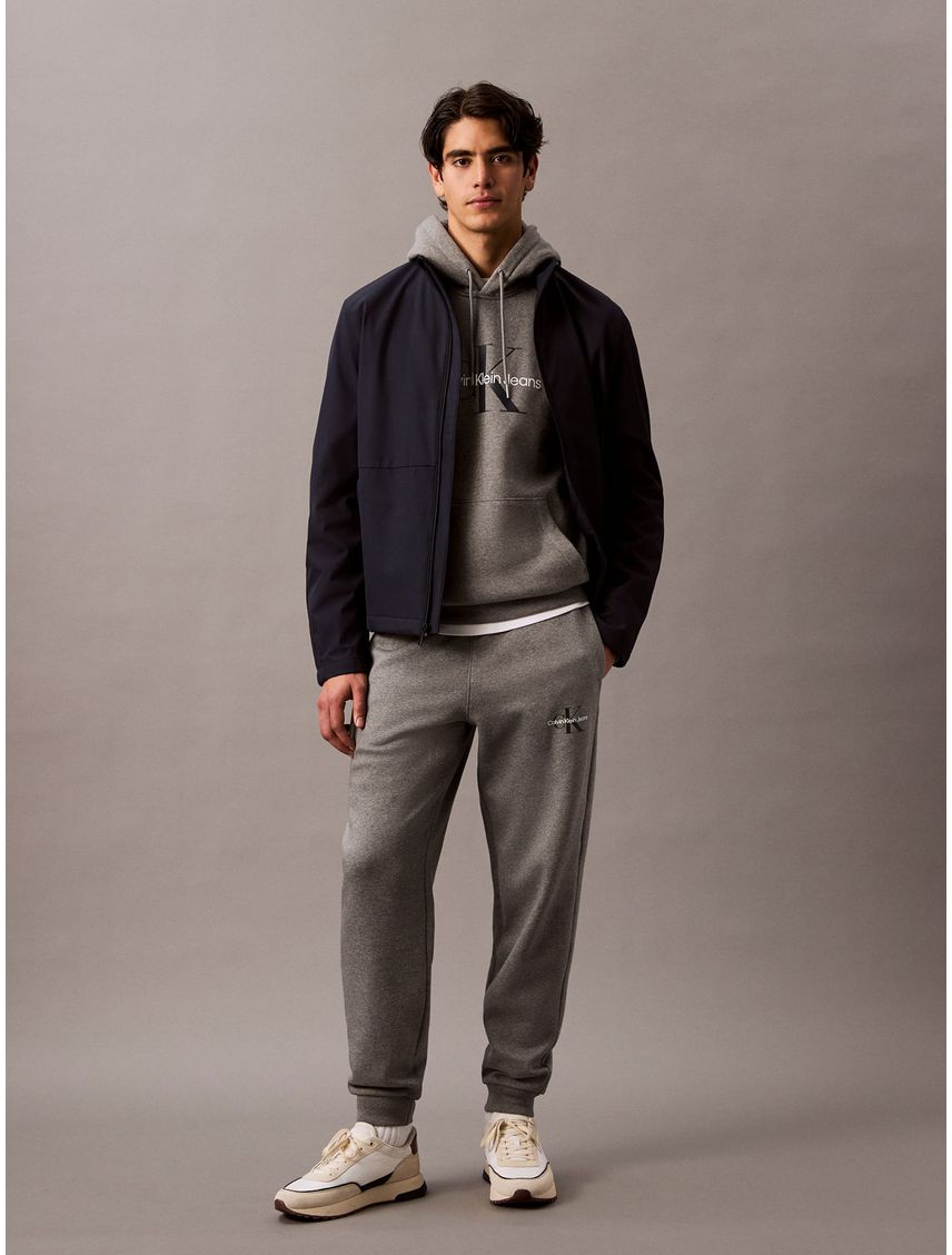Jogger frizado con puño y logo Calvin Klein