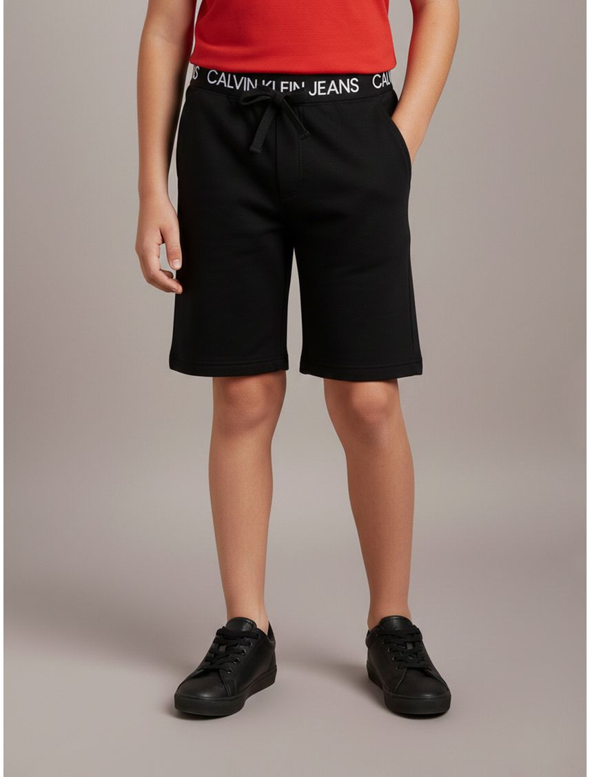 Short con logo para niño