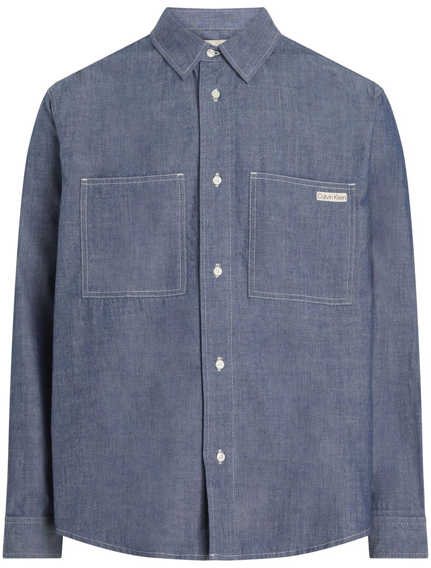 Camisa de chambray ligera y versátil