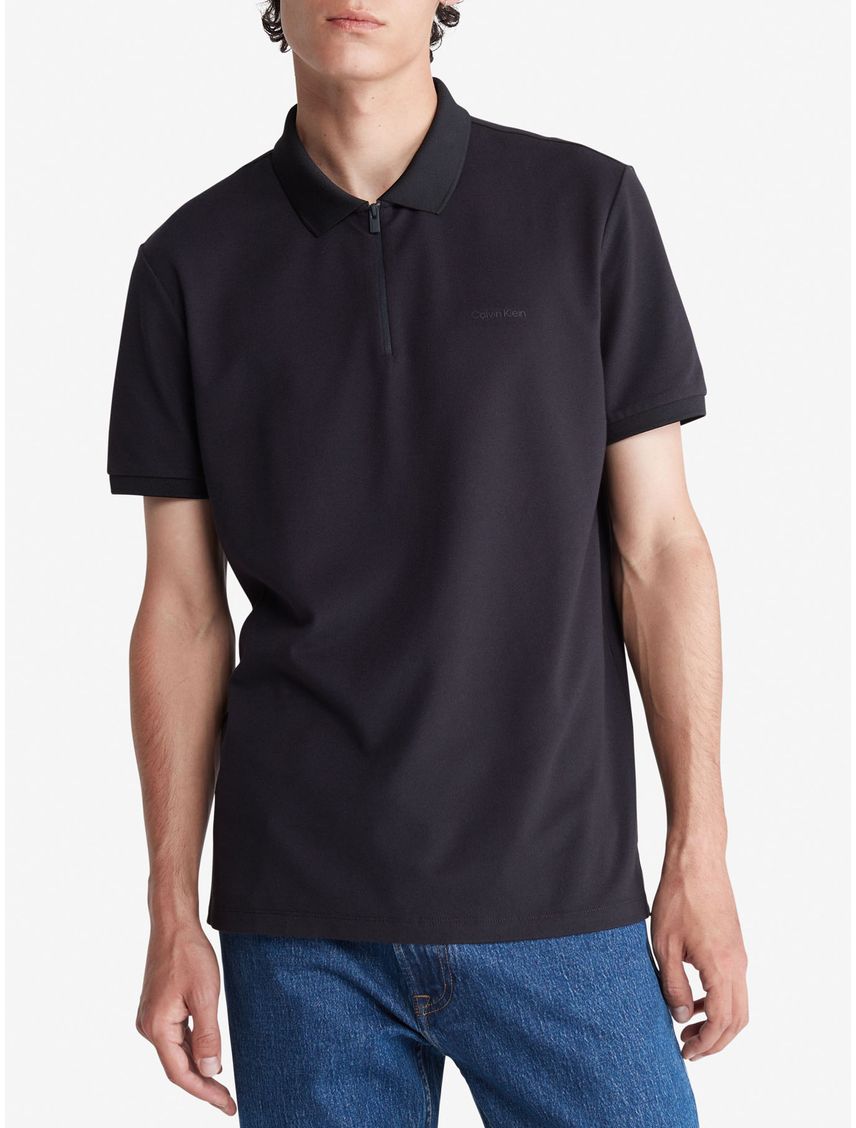 Chomba técnica con cierre Regular Fit