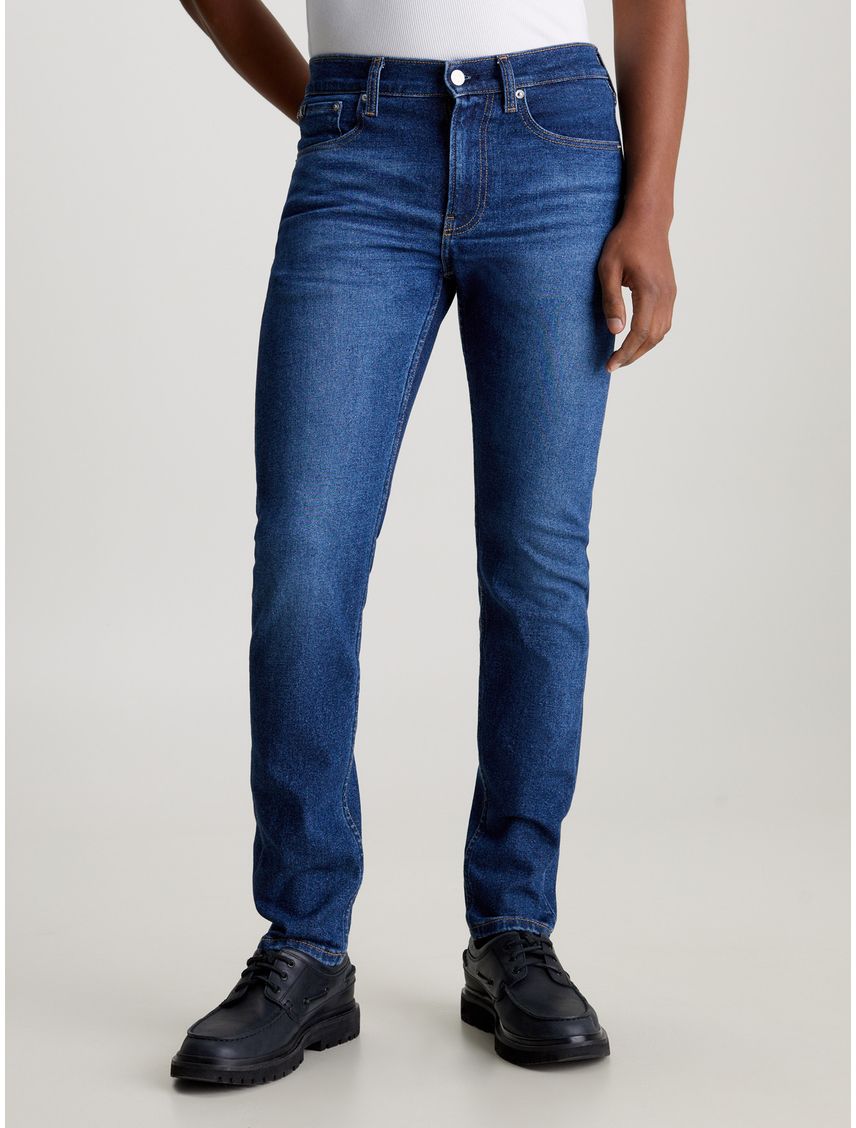 Slim Tapered jeans